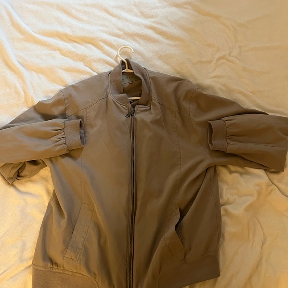 Men’s Retreat jacket. - Picture 3 of 3